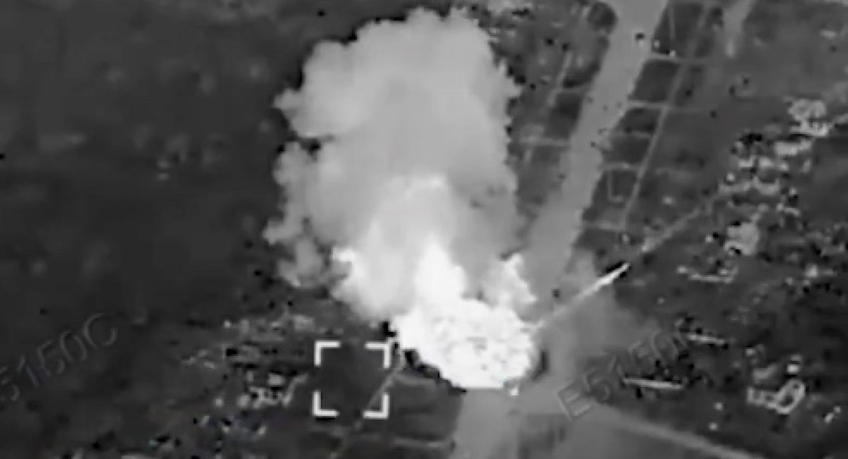 russian BM-21 Grad multiple launch rocket system / screenshot from video 