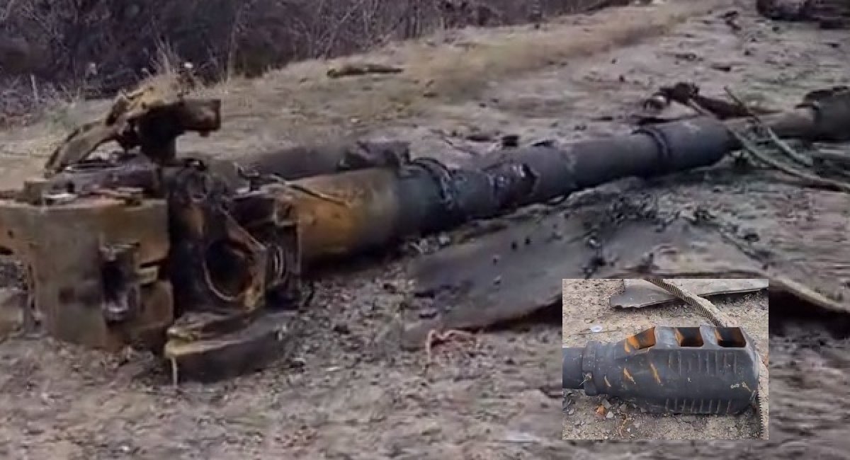 Not so much left after russian 152mm 2S19 Msta-S self-propelled howitzer was hit by Ukrainian military