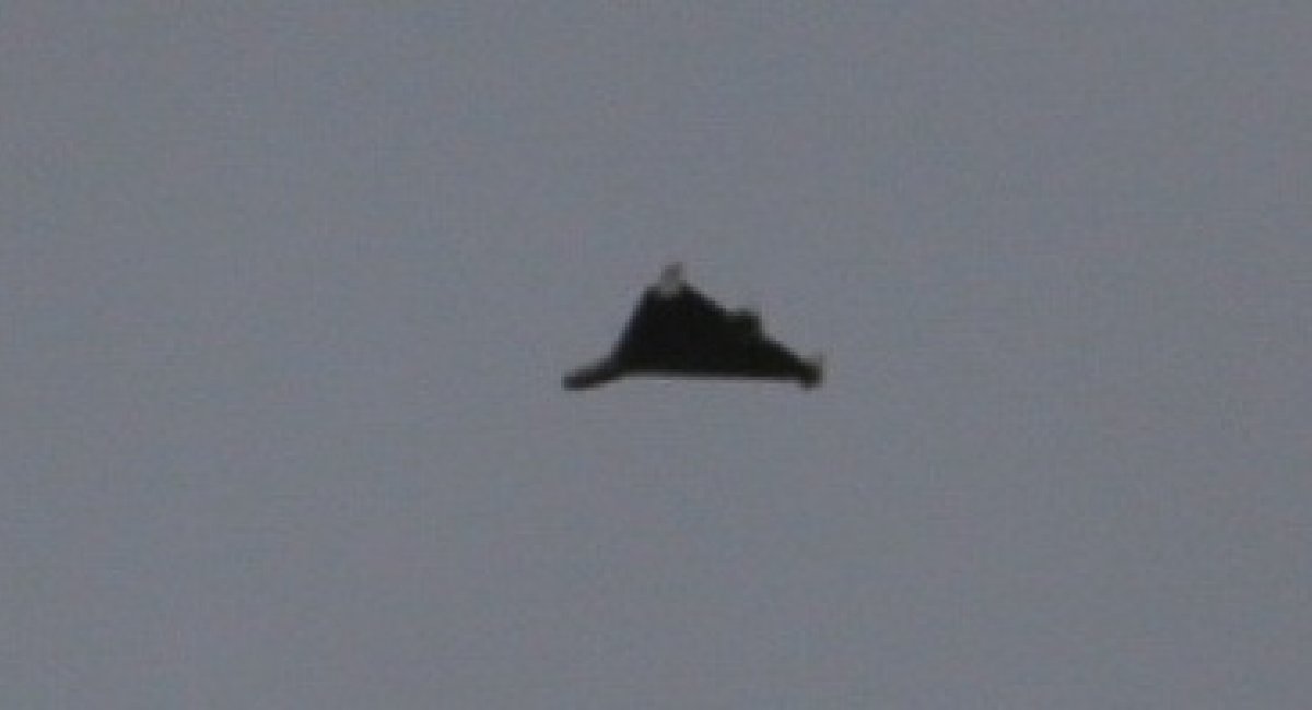 Illustrative photo: a Shahed-136 loitering munition in a skies of Ukraine, near Odesa, September 23, 2022 / Photo credit REUTERS, Serhii Smolientsev