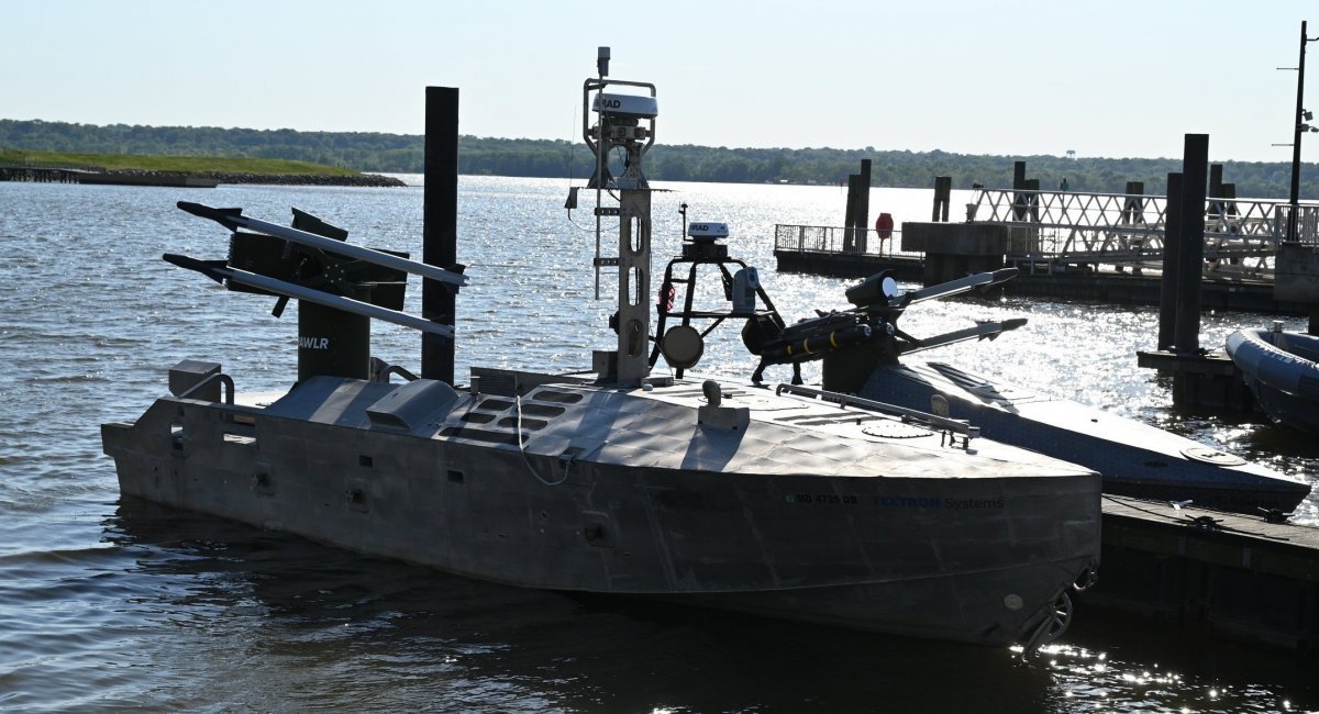 In the foreground is a CUSV naval drone equipped with the BRAWLR air defense system / Photo from the @seaairspace Instagram account