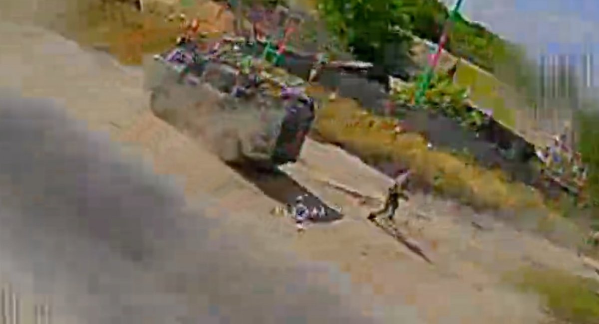 russian vehicle / screenshot from video 