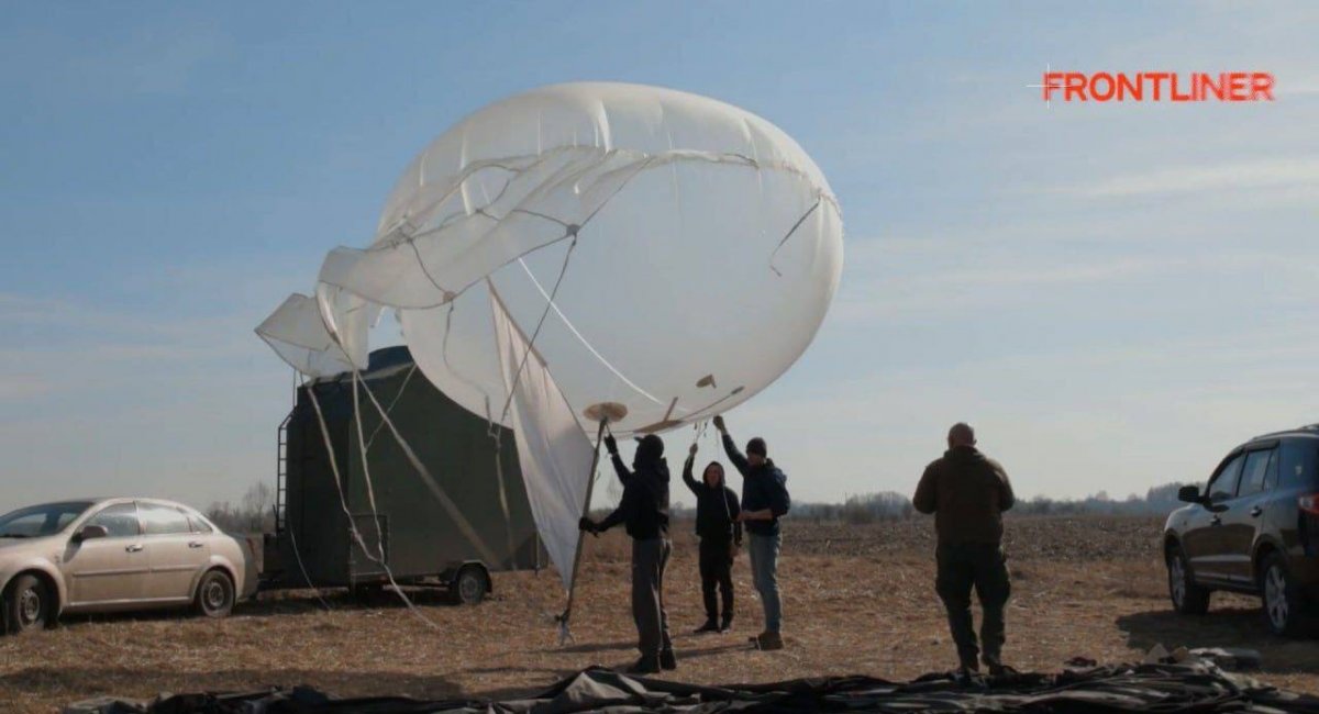 New footage shows the Ukrainian forces deploying a tethered balloon for battlefield surveillance / Photo credit: Soniashnyk