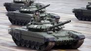 ​russia Pulls Out Its 'Ceremonial' Tanks To Fight in Ukraine