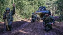The Defense Intelligence of Ukraine Confirms Intense Fortification Activity Near Mariupol