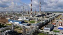 Ukraine Strikes Key Processing Units at russia's Kirishi Oil Refinery