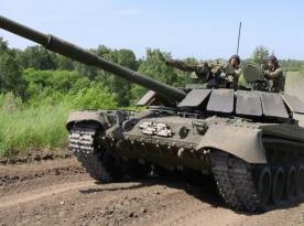 russia Unveils New T-80 Hybrid That Eliminates Need for Kharkiv-Built Engine