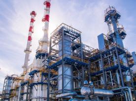 Ukrainian Drones Strike Tyumen Oil Refinery, 2,000 km Deep Inside russia
