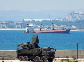 ​First Signs of russian Warships Fleeing From the Tartus Naval Base in Syria