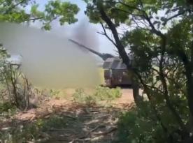 ​Germany's 155 mm PzH 2000 Self-Propelled Howitzers Eliminate russians in Ukraine (Video)