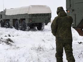 ​Russia Moves 30,000 Troops, Military Equipment Including Iskander, S-400 Missile Systems to Belarus