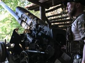 Why Kadyrovites Took Wheels Off Their D-30 Howitzers and How It Helps in Combat 