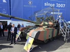 Romanian TR-85M1 Tanks Defenseless Against Drones at Exercises, Now TR-85M1R Copies Ukrainian Hood Solution​​​​​​​​​​​​​​​​