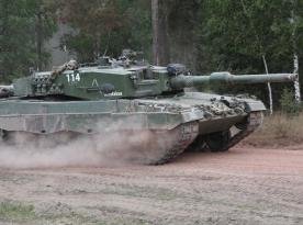 Switzerland Ready to Sell 25 Leopard 2 Tanks, as Long as They Don't Wind Up in Ukraine