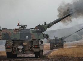 Ukraine Receives 12 PzH 2000 Howitzers From Germany, Netherlands