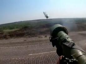 ​One Shot, One Kill: Ukrainian Fighter Brings Down russian Su-25 Jet with the Igla MANPADS (Video)