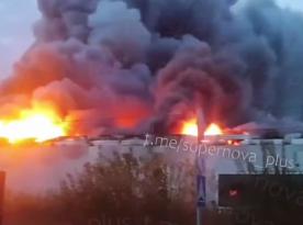 Ukrainian FP-1 Drones Hit Oil Terminals, VKontakte Data Center, Ozon Warehouse Near St. Petersburg (Video)