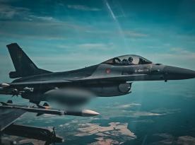 U.S. Signs $20.7 Billion Contract to Boost AIM-120 Production to 1,900 Missiles a Year