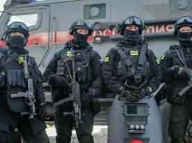 ​UK Defense Intelligence: Rosgvardiya Tanks May Join Fighting in Ukraine