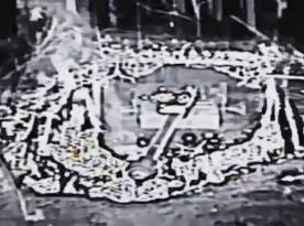 ​Ukrainian Drones Find and Burn Out Camouflaged russian D-30 Howitzer (Video)