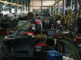 russia Claims a Shortage of 400,000 Workers in Its Defense Industry: What Does This Really Mean?