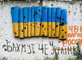 ​Paranoia and Confusion: russian Officials Crack Down on Blue and Yellow Displays Amid Wartime Legislation