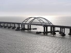 ​Ukrainian Military Explains Why Crimean Bridge Hasn't Been Destroyed Yet