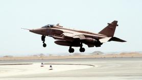 ​Although British Retired Old Jaguars Back in 2007, They Still Haven't Become Scrap Metal - Who Needs Such Aircraft Anyway?