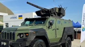 ​First Live Fire Footage of Ukraine's Varta 2 Vehicle With the Sich 30mm Weapon System