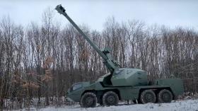 ​Ukrainian Border Guards Train on Advanced Czech DITA Self-Propelled Howitzer  