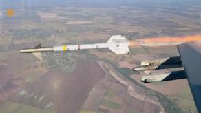 ​Ukrainian Air Force Showcases F-16 Fighter Jets in Action During Latest russian Attack