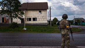 ​Ukrainian Forces Withdraw From Lysychansk