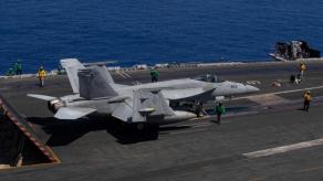 F-35C Failed to Replace F/A-18 Super Hornet, Thaat Will Keep Flying Until 6th-Generation Jets Arrive