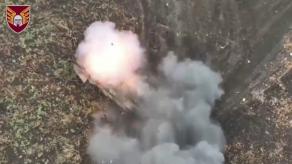 Ukrainian Paratroopers Repel russian Forces' Assault in Kurakhove: 2 Tanks and 5 Armored Personnel Carriers Destroyed (Video)