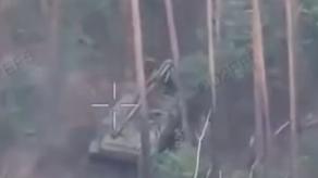 Ukrainian Reconnaissance Drone Tracks russian Self-Propelled Gun to Camouflaged Position (Video)