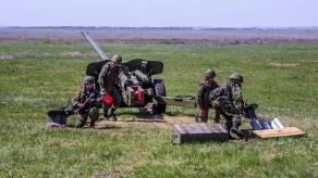 Russians Deploy Additional MT-12 Rapira Anti-Tank Guns