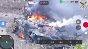Ukrainian Military Destroys a Rare russian T-90S tank Equipped With BBQ Grill