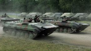 Ukrainian Army Will Get an Entire Brigade of 40 T-72 Tanks, Up to 100 BMP-1 Vehicles From Poland