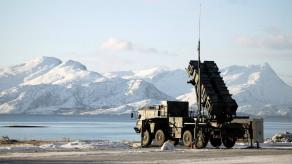 Netherlands Sends Patriot Air Defense Systems to Shield Ukraine's Main Support Hub in Poland