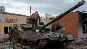 Ukraine’s Defense Intelligence Confirms Huge Losses of Russia’s Elit 1st Tank Army in Ukraine