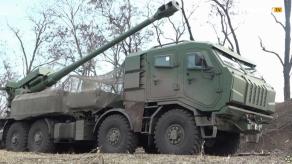 Ukrainian 44th Brigade Showed New Bohdana Howitzer With Drone Protection, Semi-Auto Loading, and Small Arms