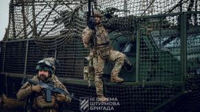 ​How Ukraine Adapted Latvian-Supplied Patria 6x6 APCs to Improve Protection Against Drone Threats