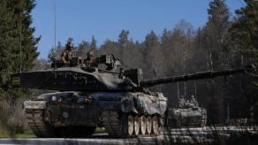 Hedgehog 2025: NATO Drills with HIMARS, Challenger 2 tanks and Heavy Artillery to Deter russia