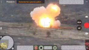 ​Ukrainian Kamikaze Drone Destroys russia’s Most Advanced T-90M Tank (Video)