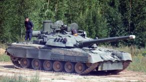 russia Finds Specific Way to Produce T-80UE-1 Tanks and Can Now Refurbish 360 T-72As Year