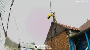 Border Guards Raise Ukrainian Flag in Kharkiv Region's