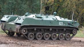 ​russians in Kursk Region Find Unusual Use for BTR-D APCs, Drowning Them to Create River Crossing