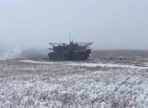 ​Ukrainian Abrams Tanks Break Through to Pokrovsk (Video)
