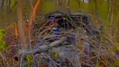 ​No Escape: Ukrainian FPV Drones Hunt Down Concealed russian Tank