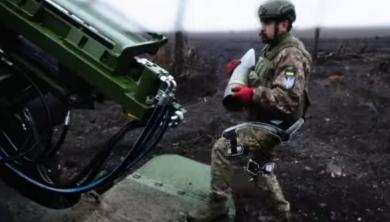 ​Ukrainian Forces Test Exoskeletons to Help Artillerymen Carry Up to 1,200 kg of Ammunition Daily