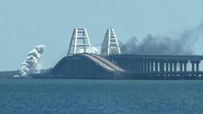 russia Relies Less on Crimean Bridge for Supplies, but May Still Need It as Escape Route for russian Occupiers - Ukraine's Intelligence